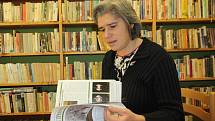 Monika Cimalová vede ve Veletinách knihovnu už šest let.
