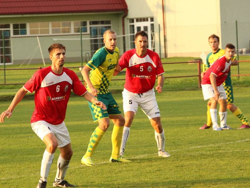 Fotbal divize D: Uherský Brod - Fatra Napajedla  