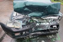 Kvůli mikrospánku řidiče fordu došlo ke střetu dvou aut v Dolním Němčí.