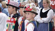 Účastníci folklorního festivalu Kunovské léto.