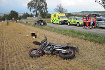  K tragické dopravní nehodě došlo v pátek 27. 7. mezi Vlčnovem a Hlukem.