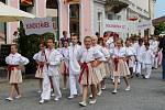 Dětský folklórní festival Kunovské léto zahájil ve čtvrtek 19. června průvod v ulicích Uherského Hradiště. 