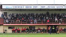 Fotbalisté Uherského Brodu (červené dresy) v 7. kole MSFL zdolali Frýdek-M9stek 2:1.