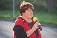 Před shromáždění vystoupila také starostka sousedních Popovic Jitka Nováková.
