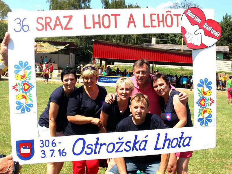 Sraz Lhot a Lehot v Ostrožské Lhotě