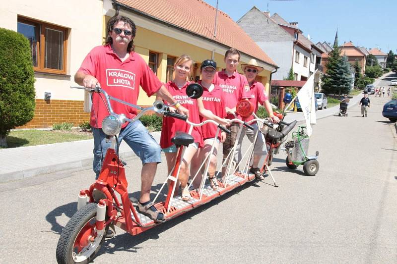 Ostrožská Lhota se stala centrem kultury v regionu.Společné snímky. 