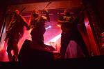Death metalový Hypnos v sobotu 21. prosince v prostorách hradišťského klubu Mír odehrál svůj už tradiční předvánoční set, letos navíc okořeněný 20. výročím samotného zrození kapely. Na   snímku jedna z předkapel.
