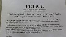 Zimní stadion v Uherském Ostrohu-  Petice proti jeho rekonstrukci za peníze radnice