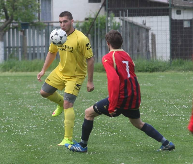 Suchá Loz - Bánov 2:4 (1:3).