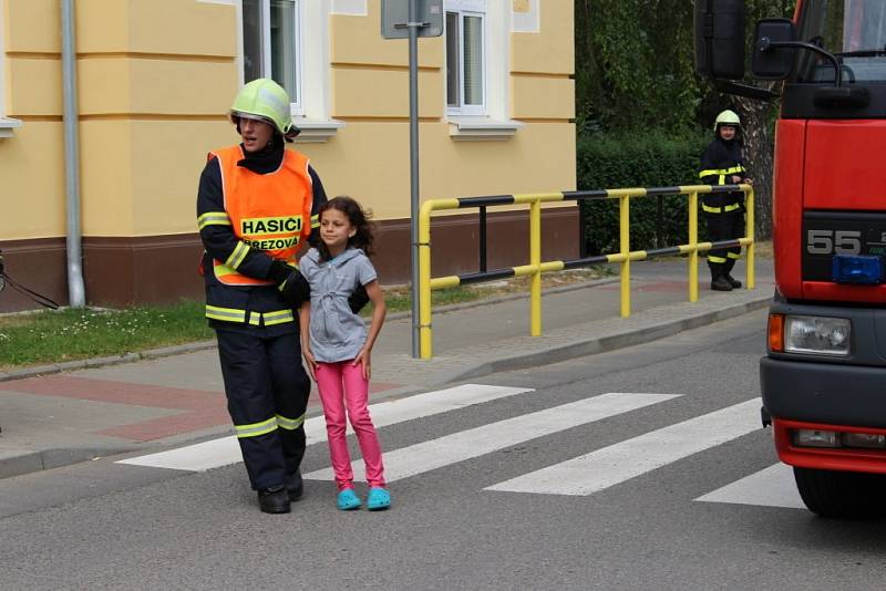 Nácvik záchranné akce v objektu základní školy se uskutečnil ve středu 25. června dopoledne v Horním Němčí. 