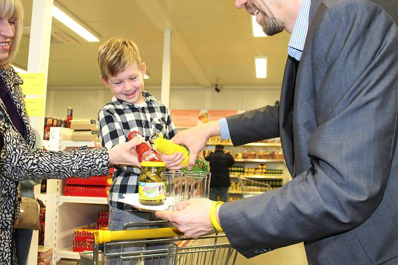 Jakub Sladký z Uherského Hradiště se stal novou tváří dětských výrobků přední české potravinářské společnosti Hamé. Jeho šibalský úsměv zdobí kečup Otmánek a okurky Znojmia.