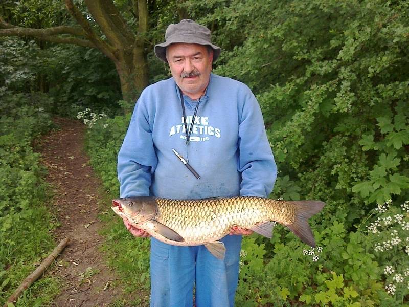 Soutěžní číslo 91 - Josef Homola, amur 90 cm, 10,8 kg.