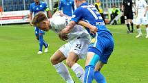 1. FC Slovácko - FC Slovan Liberec (v modrém)