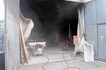 Požár v dřevařské firmě ve Strání likvidovaly tři jednotky hasičů