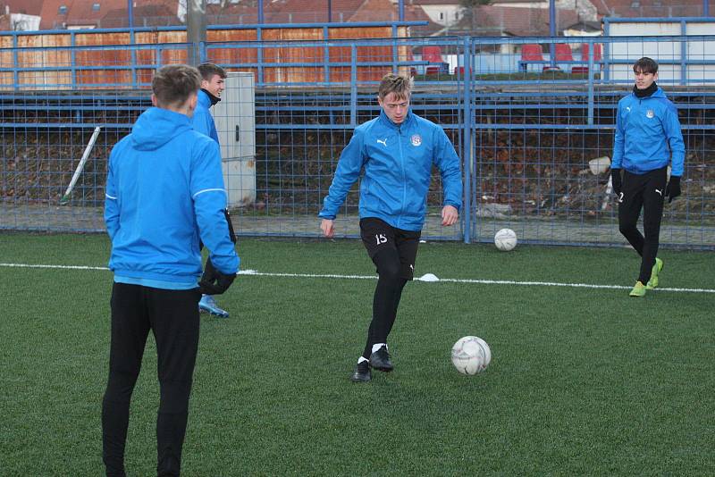 Mladí fotbalisté Slovácka z juniorky a staršího dorostu se již od podzimu připravují spolu.