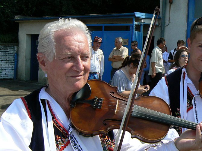 Martin Hrbáč hrál i na loňských Dolňáckých slavnostech v Hluku.  