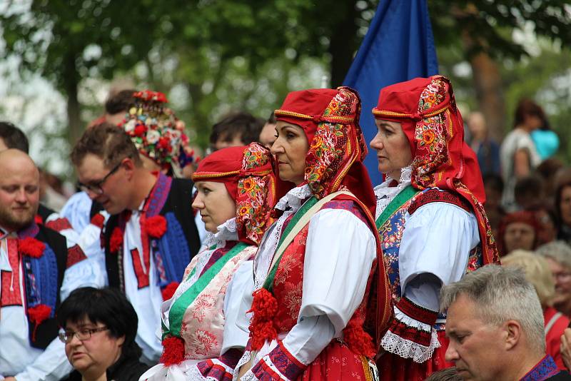 Setkání čtyř králů z Vlčnova, Hluku, Kunovic a Skoronic na Svatém Antonínku 8. května 2022.