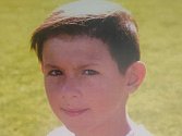 Čtrnáctiletý fotbalista Dominik Chaloupka nyní vypomáhá žákům Starého Města.