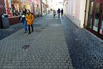 Opravy na pět měsíců zablokují pěší zónu v centru Uherského Hradiště. Ulice Prostřední.