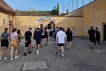 Deváťáci ze ZŠ a ZUŠ Dolní Němčí navštívili Terezín