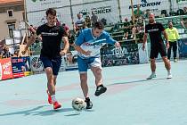 Fotbalový turnaj při Slováckém létě se poprvé hrál na speciálním povrchu. Zvítězili Legendární.