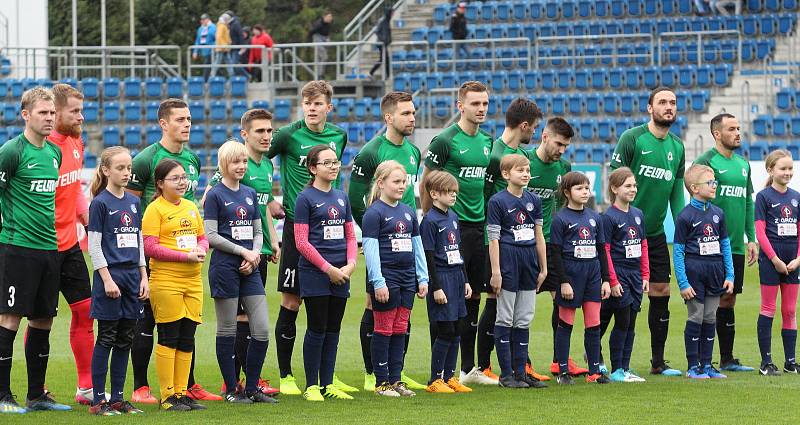 Fotbalisté Slovácka (v bílých dresech) ve 25. kole FORTUNA:LIGY proti Jablonci