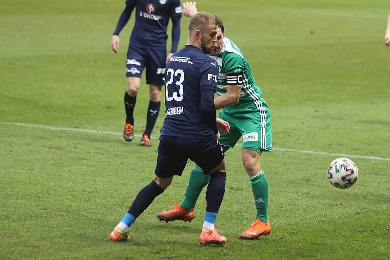 Fotbalisté Slovácka (v modrých dresech) v 16. kole FORTUNA:LIGY zvítězili v Ďolíčku nad pražskými Bohemians 1905 3:1.