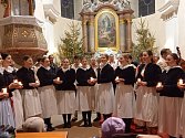 Radostný čase vánoční Folklórního studia Buchlovice.