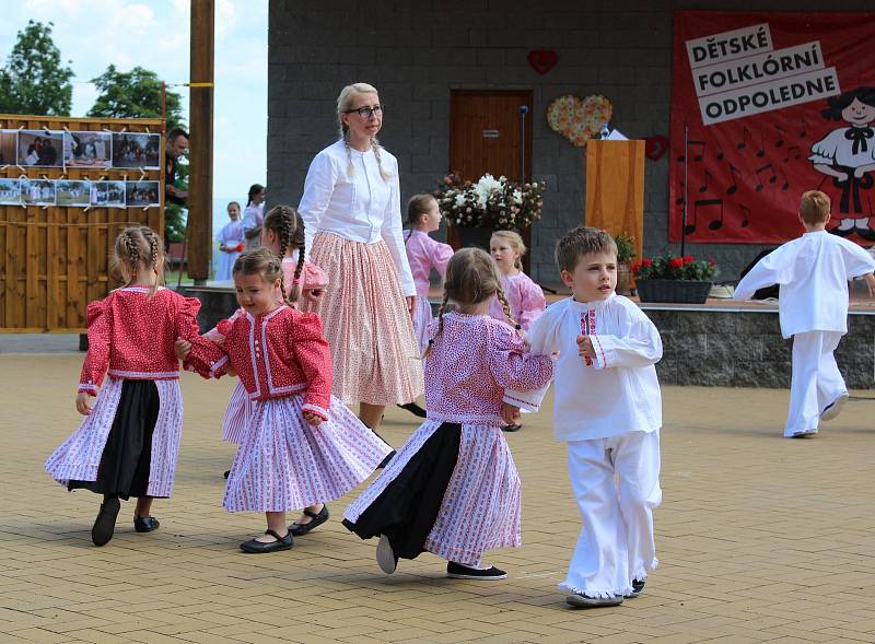 Program k oslavě 10. výročí Polešovjánku potěšil každého.