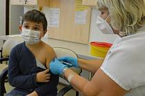 Očkovací centra Uherskohradišťské nemocnice i Medical Plus spustila vakcinaci pro děti 5-11 let.
