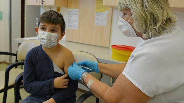 Očkovací centra Uherskohradišťské nemocnice i Medical Plus spustila vakcinaci pro děti 5-11 let.
