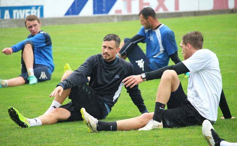 Fotbalisté 1. FC Slovácko zahájili v pátek 19. června letní přípravu. První trénink absolvovali na staroměstském Širůchu.