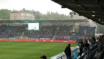 V Uherském Hradišti před finále MOL Cupu vydatně pršelo.