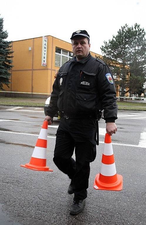 Policejní zásah po střelbě v restauraci Družba v Uherském Brodě.