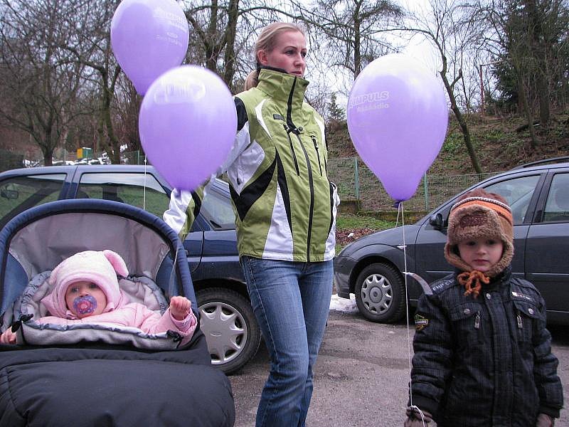Slovácký deník | Pouštění balónků | fotogalerie
