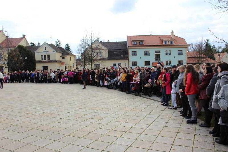 V Buchlovicích žili o víkendu hodovým veselím.