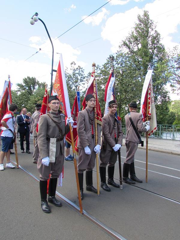 Sokolové ze všech koutů republiky a některých částí světa se po šesti letech slétli na XVI. všesokolský slet do Prahy.