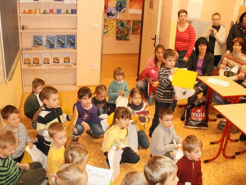 Nejnadanější předškoláky z Uherského Hradiště ocenili v ZŠ Čtyřlístek.