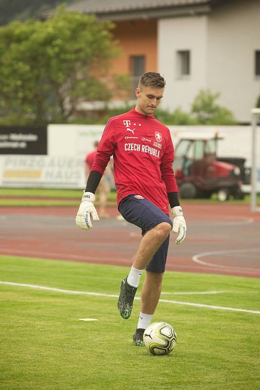 Brankář Slovácka Matouš Trmal se po konci sezony s českou fotbalovou jednadvacítkou zúčastnil soustředění v rakouském Kaprunu.