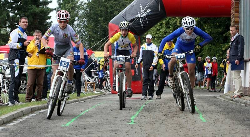 Hry VI. letní olympiády dětí a mládeže ČR ve Zlínském kraji. cyklistika MTB sprint sport. areál gymnázia ve Starém Městě