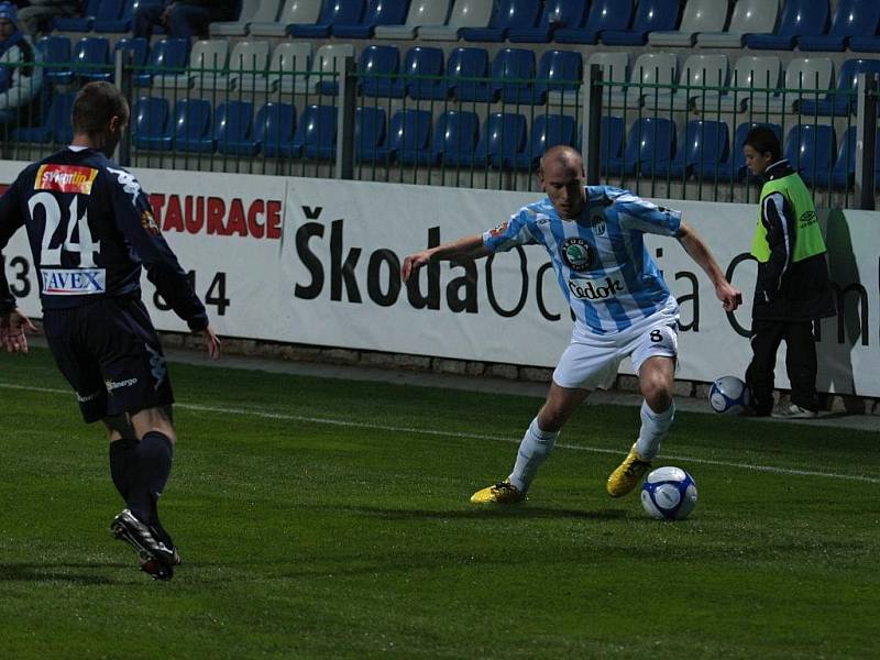 Fotbal 1. FC Slovácko (v tmavém) - Mladá Boleslav