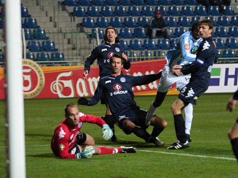 Fotbal 1. FC Slovácko (v tmavém) - Mladá Boleslav