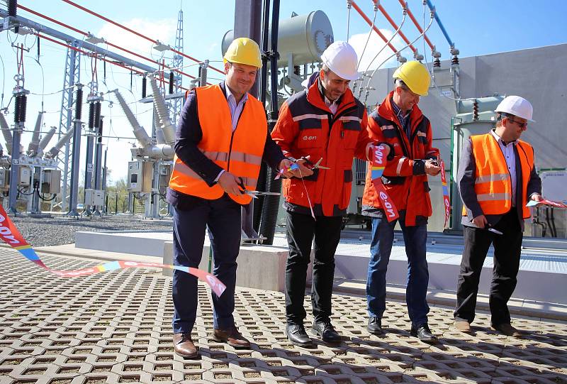 Slavnostní otevření nové elektrická rozvodny v Boršicích u Blatnice.