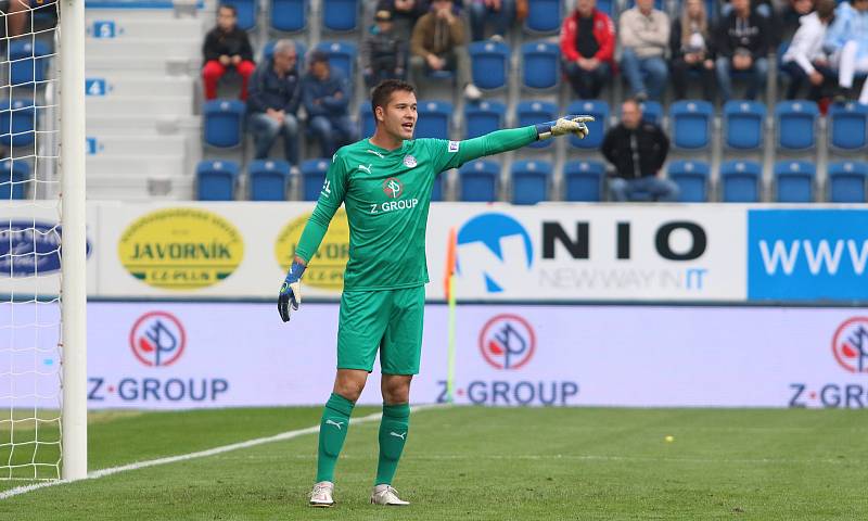 Sobotní derby v Uherském Hradišti opanovalo domácí Slovácko (bílé dresy), které zvítězilo nad Zlínem 3:0.