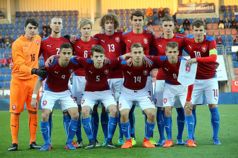 fotbal ČR 19  -  Austria 19