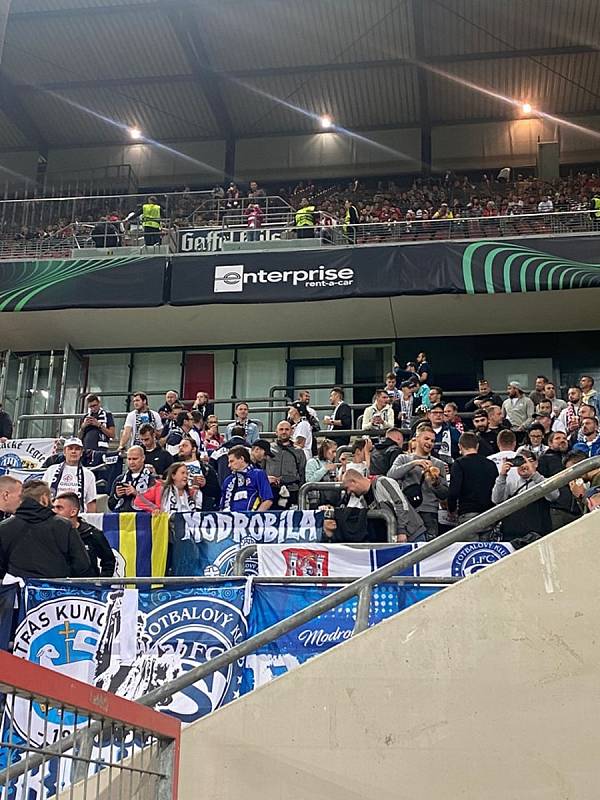 Fotbalisté Slovácka se ve 2. zápase základní skupiny Evropské konferenční ligy představili v Kolíně nad Rýnem. Foto:1. FC Slovácko