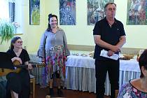 Obrazy Barbory Havlíčkové vystavují v brodské restauraci Balkán. K vidění jsou od 16. června až do října.