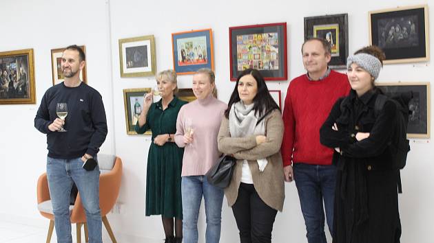 Premiérová vernisáž obrazů Roberta Bellana v coworkingovém centru HUB 123 v Uherském Hradišti