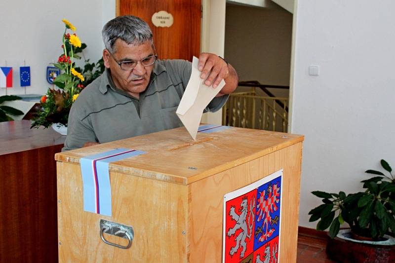 Také v poutním Velehradě odstartovaly volby do zastupitelstva obce a Senátu.