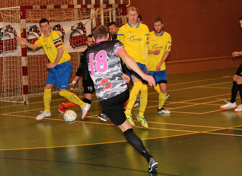 2. futsalová liga: Bazooka CF Uherské Hradiště - Zlín 10:4.